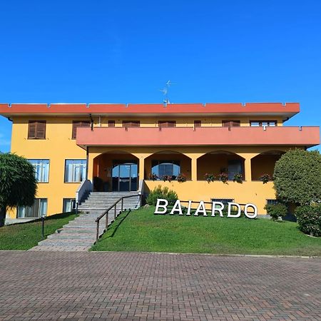 Hotel Baiardo Romagnano Sesia Kültér fotó