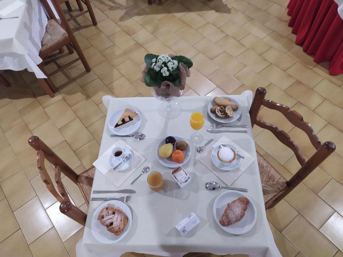 Hotel Baiardo Romagnano Sesia Kültér fotó