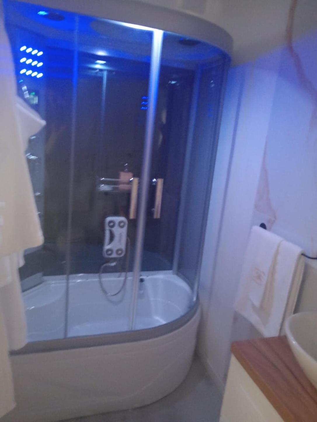 Hotel Baiardo Romagnano Sesia Kültér fotó