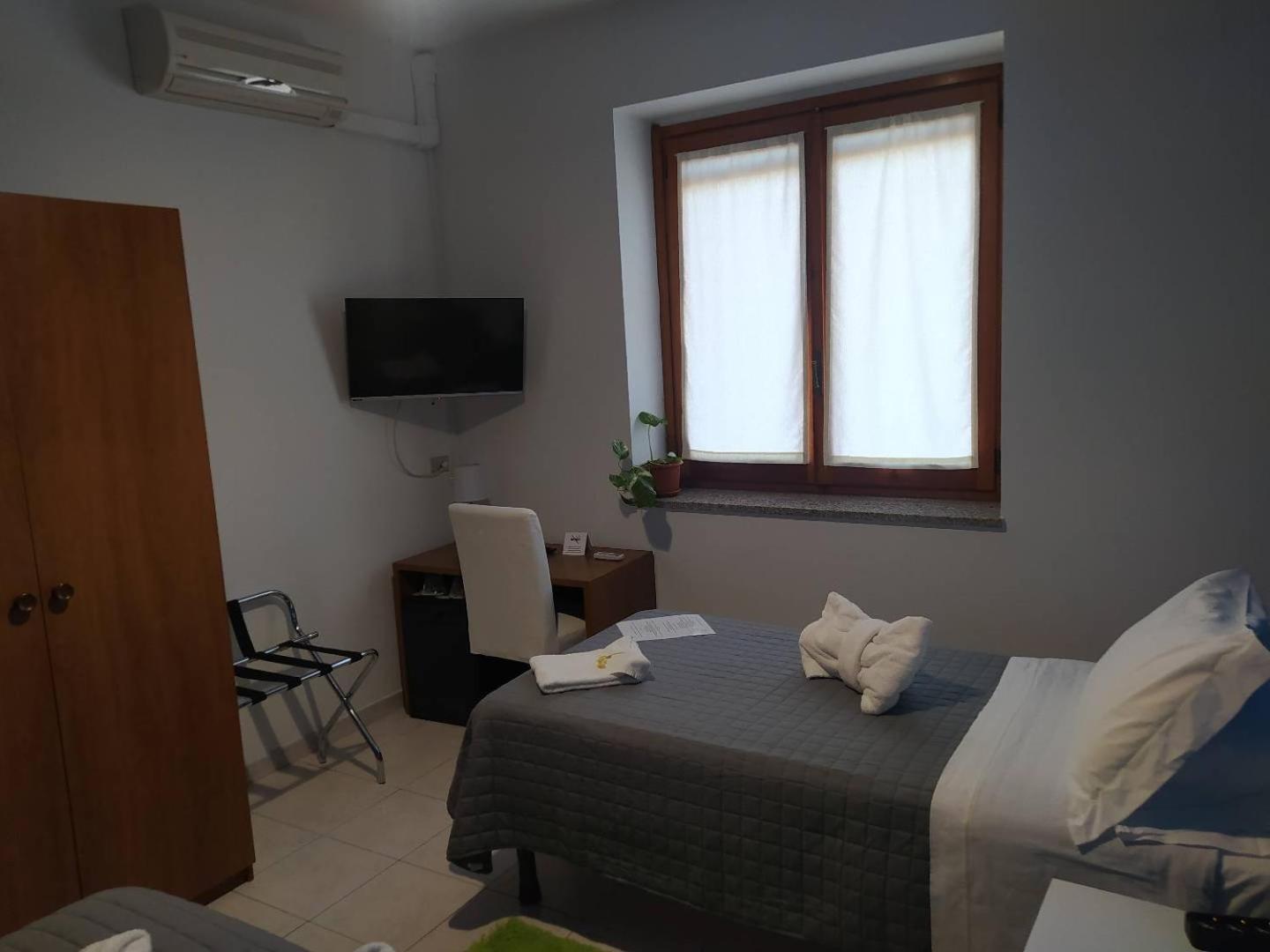 Hotel Baiardo Romagnano Sesia Kültér fotó